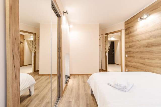 Апартаменты Staroevreyska timber apartment Львов-42